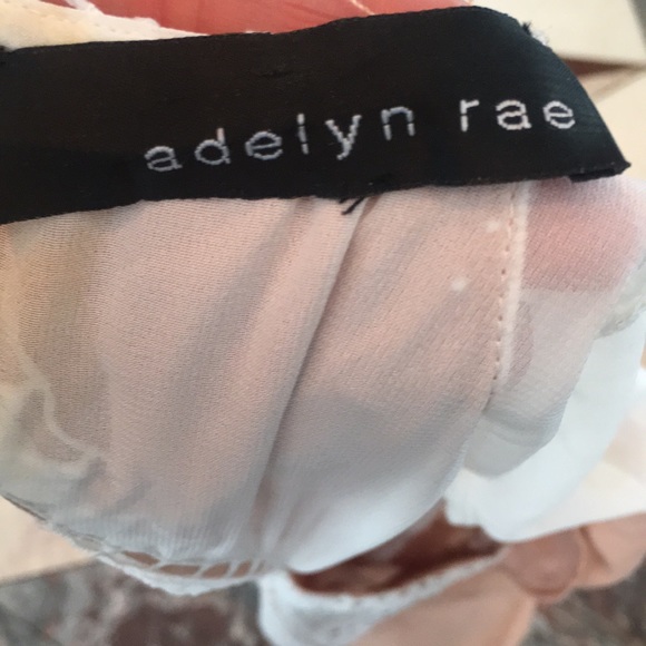 Adelyn Rae white lace romper size small - Picture 4 of 6